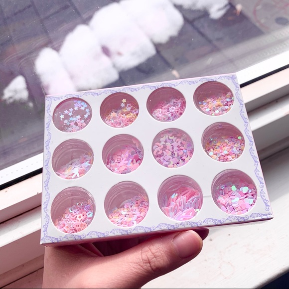 Makeup Glitter - Picture 2 of 6